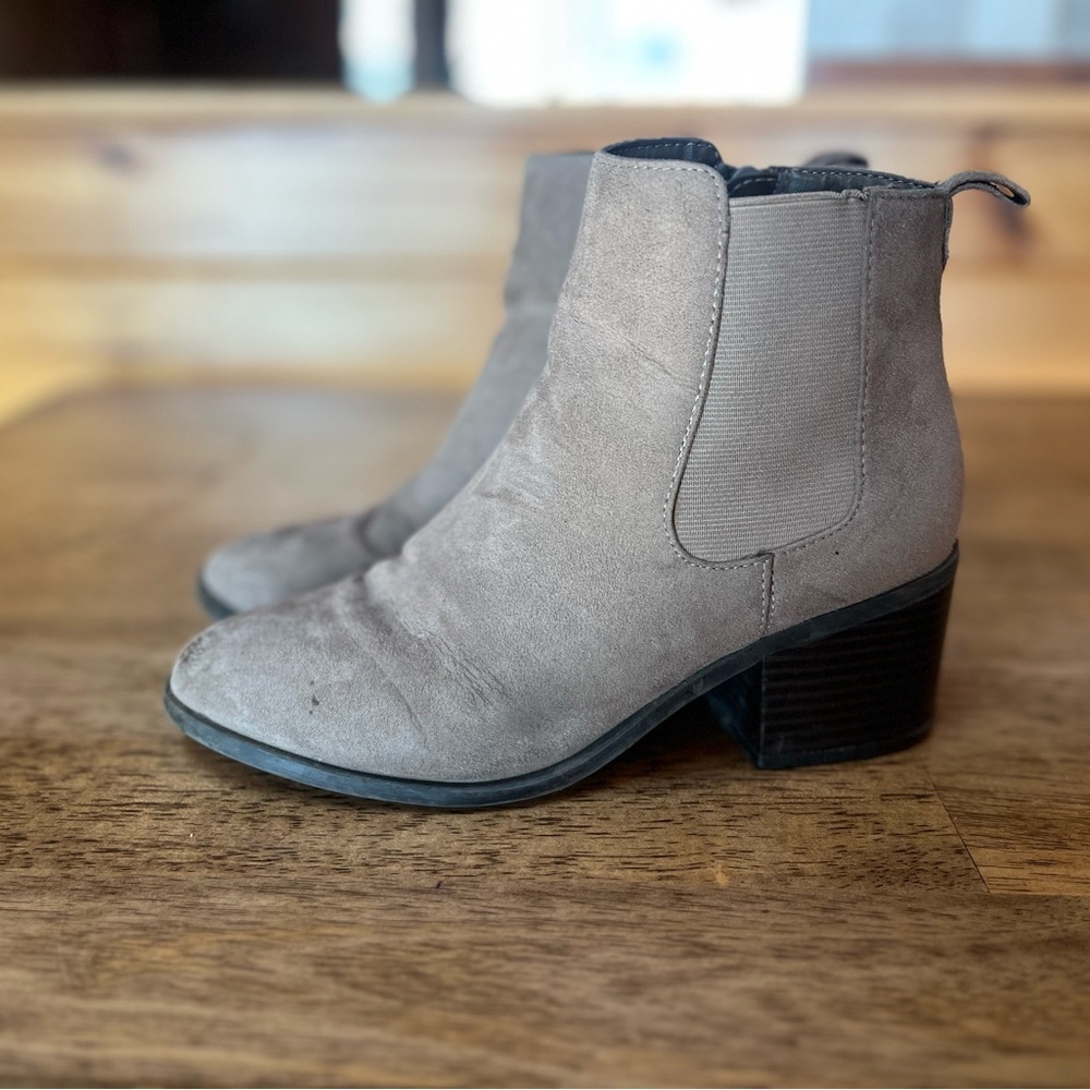 Stylish Gray Ankle Boots